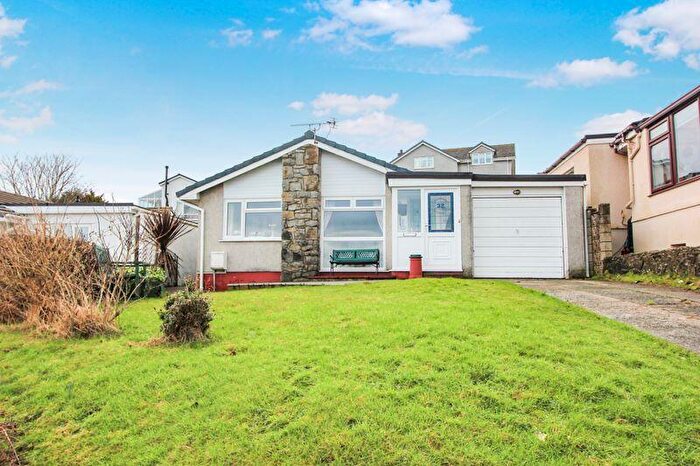 3 Bedroom Detached Bungalow For Sale In Glan Y Don Parc, Amlwch, LL68