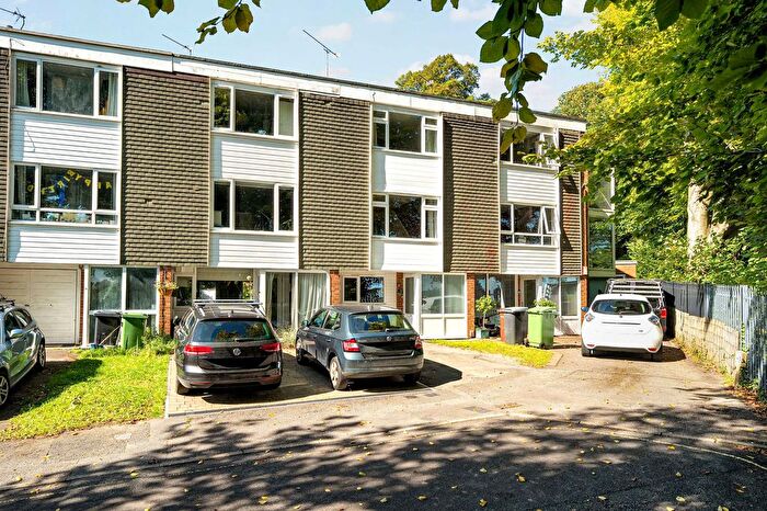 4 Bedroom Terraced House To Rent In Langton Close, Winchester, SO22