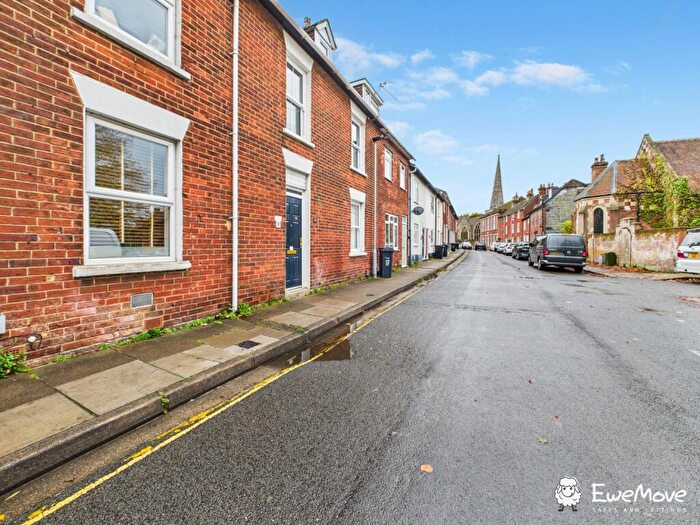 3 Bedroom Terraced House To Rent In St. Martins Church Street, Salisbury, Wiltshire, SP1
