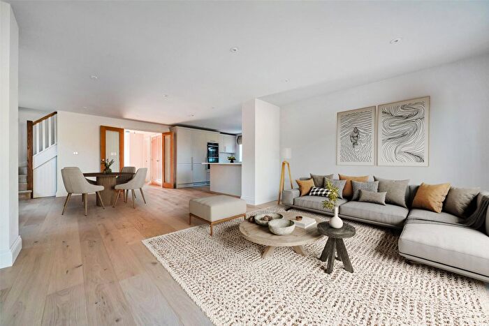 3 Bedroom Bungalow For Sale In Park Lane Lodge, Clyde Road, Frampton Cotterell, Gloucestershire, BS36