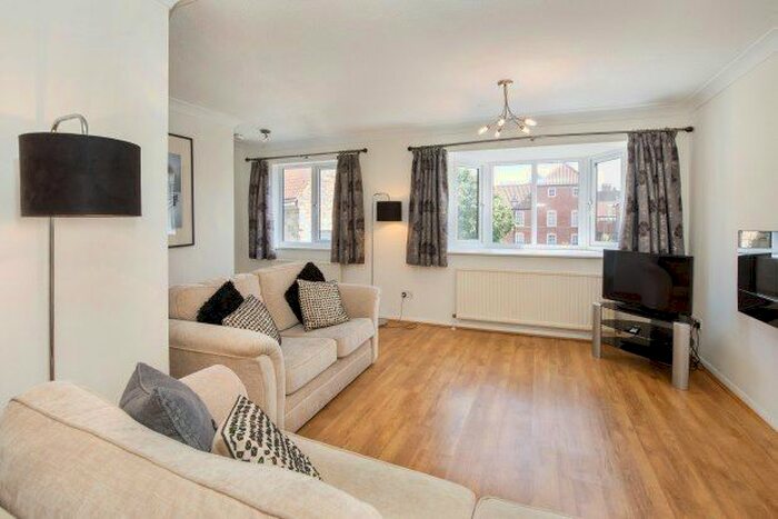 3 Bedroom Property To Rent In St. Andrewgate, York, YO1