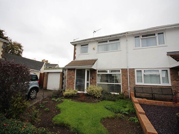 3 Bedroom Semi-Detached House For Sale In Crown Lane, The Bryn, Pontllanfraith, NP12