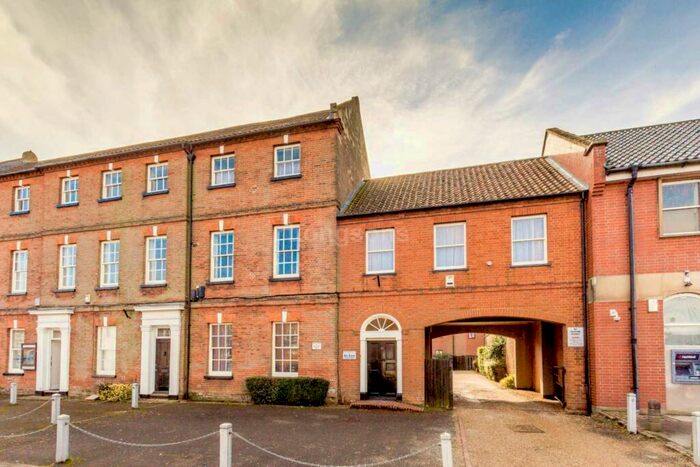 1 Bedroom Flat To Rent In Market Place, Swaffham, PE37