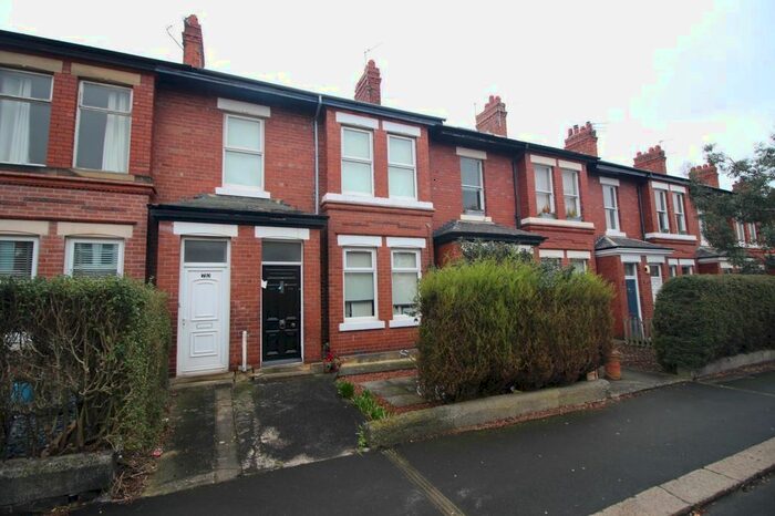 2 Bedroom Flat To Rent In Hyde Terrace, Gosfoth, Newcastle Upon Tyne, NE3