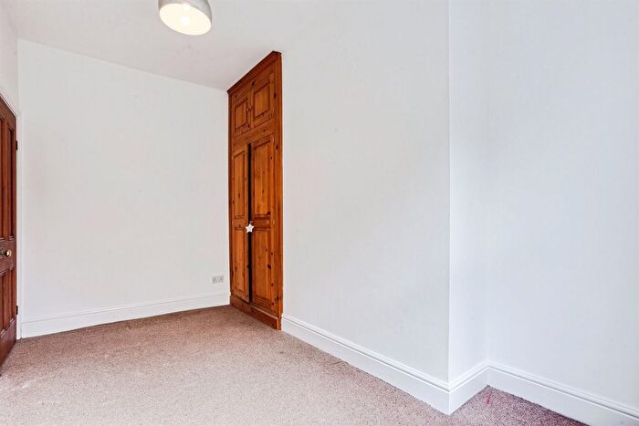 2 Bedroom Terraced House For Sale In Crab Lane, Newmillerdam, Wakefield, WF2