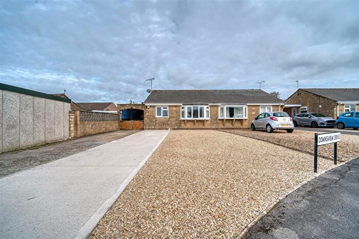 2 Bedroom Semi-Detached Bungalow For Sale In Downsview Drive, Gillingham, SP8