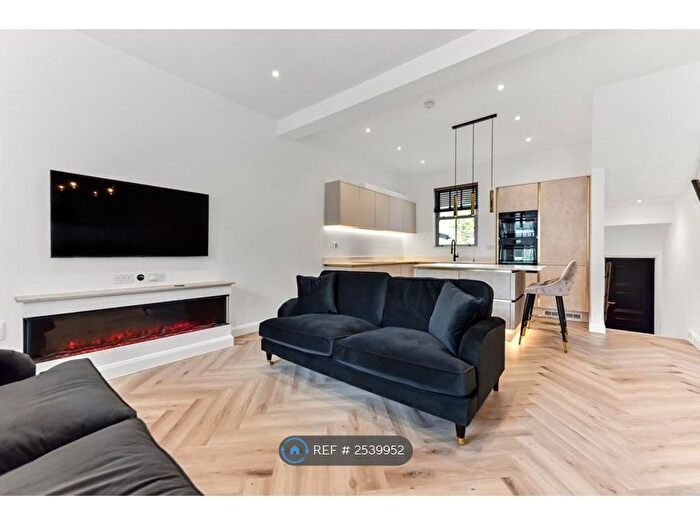 4 Bedroom Maisonette To Rent In Stansfield Road, London, SW9