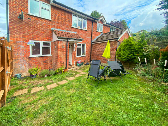 1 Bedroom Semi-Detached House To Rent In Southern Way, Farnham, GU9