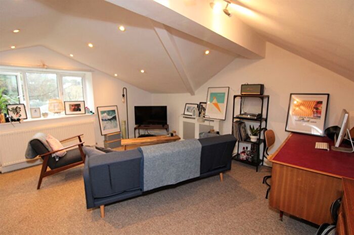 1 Bedroom Flat To Rent In Central Street, Ramsbottom, Bury, BL0