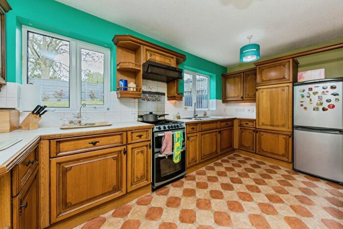 4 Bedroom Detached House For Sale In Adlington Drive, Sandbach, Cheshire, CW11