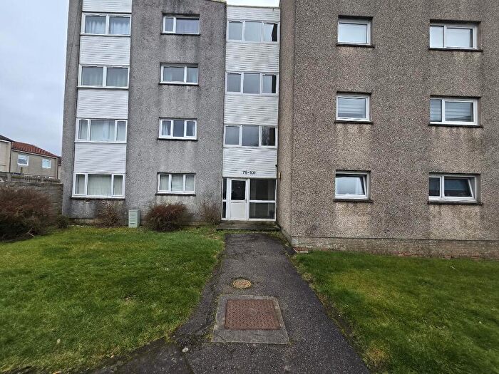 2 Bedroom Flat To Rent In Hawthorn Terrace, East Kilbride, G75