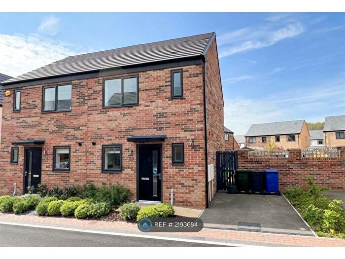 2 Bedroom Semi-Detached House To Rent In Chester Drive, Doncaster, DN4