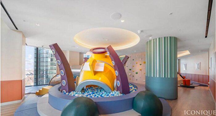 2 Bedroom Flat For Sale In Nine Elms Lane, London, SW8