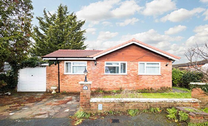 3 Bedroom Detached Bungalow For Sale In Holmdale Close, Borehamwood, WD6