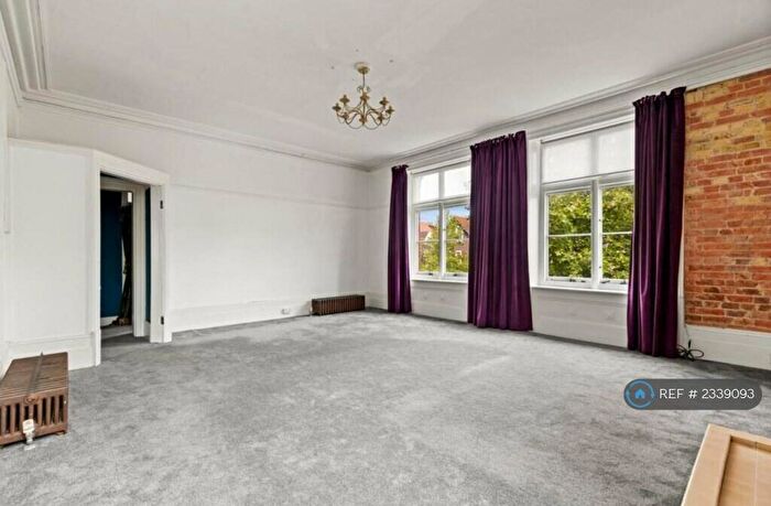 4 Bedroom Flat To Rent In Grimston Ave, Folkestone, CT20