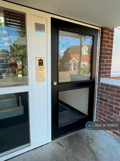 1 Bedroom Maisonette To Rent In Brackleys Way, Solihull, B92