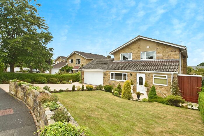4 Bedroom Detached House For Sale In Walton Park, Harrogate, HG3