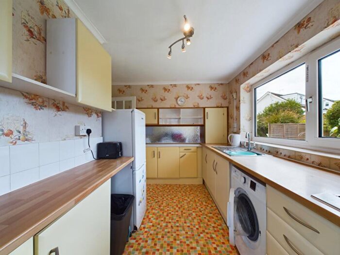 4 Bedroom Bungalow For Sale In Brookside Drive, Frampton Cotterell, Bristol, BS36