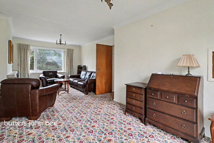 3 Bedroom Detached House For Sale In Tenford Lane, Stoke-On-Trent, ST10