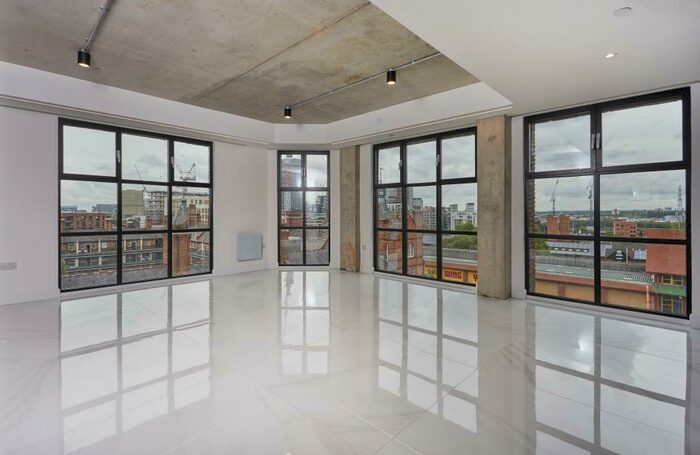 2 Bedroom Apartment To Rent In Apt . :: One Silk Street, M4