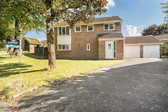 4 Bedroom Detached House For Sale In Clare Court, Loughor, Swansea, SA4