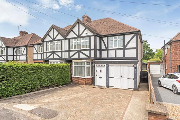 3 Bedroom Semi Detached House For Sale In Ickenham Road, Ruislip, HA4