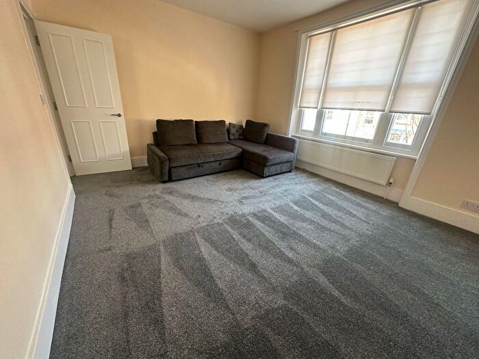 1 Bedroom Flat To Rent In Leighton Grove, London, NW5
