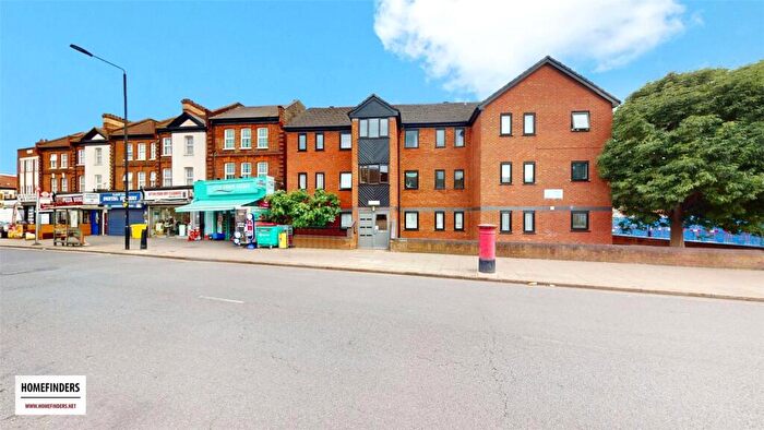 2 Bedroom Apartment For Sale In Plashet Road, London, E13