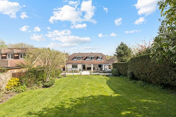 5 Bedroom Detached House For Sale In Pankridge Street, Crondall, GU10