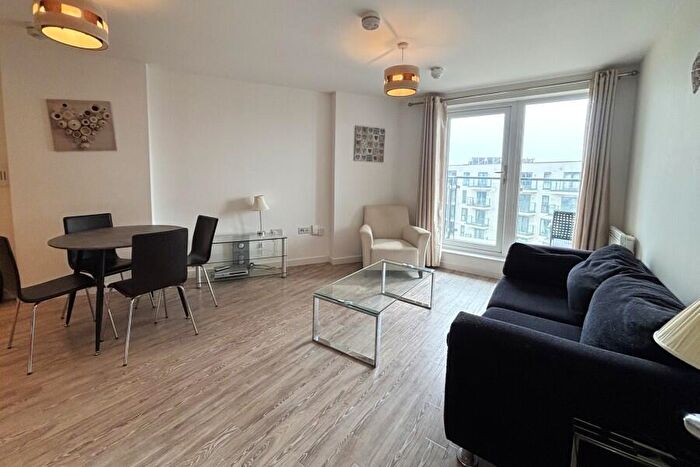 2 Bedroom Apartment To Rent In Woking, Surrey, GU22