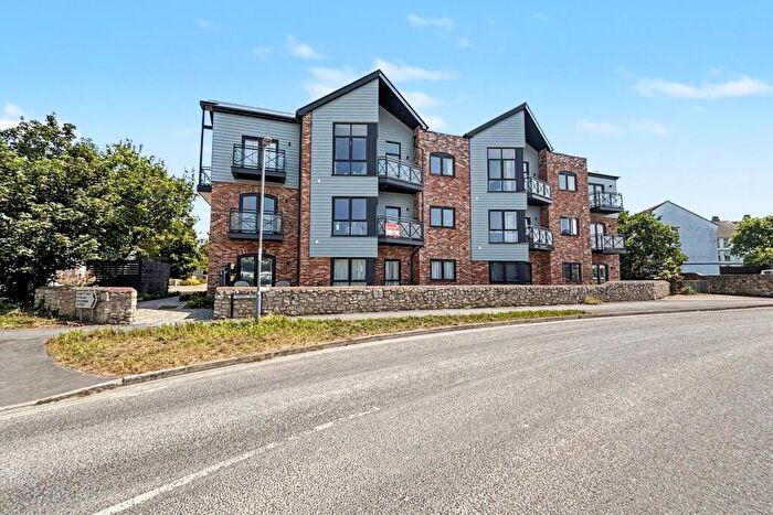 2 Bedroom Flat For Sale In Weymouth, DT4