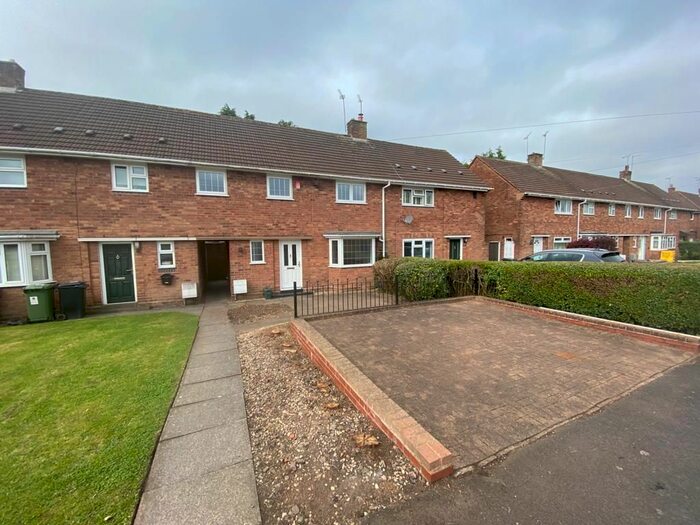 3 Bedroom Terraced House To Rent In Windmill Crescent, Castlecroft, Wolverhampton, WV3