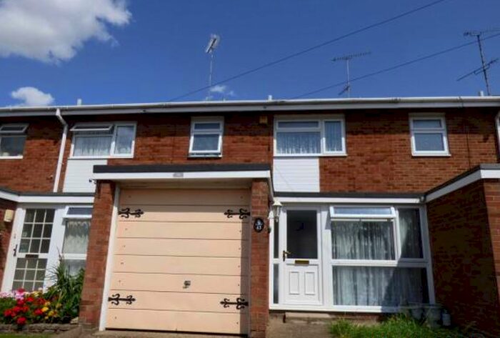 3 Bedroom Terraced House To Rent In Bodmin Road, LU4