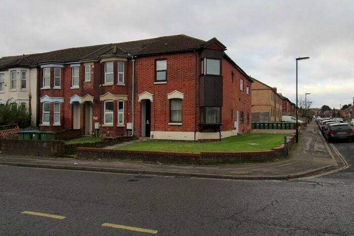 1 Bedroom Flat To Rent In Portswood Road, Portswood, Southampton, SO17