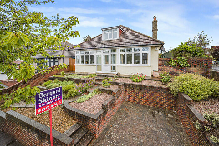 4 Bedroom Detached Bungalow For Sale In Westmount Road, Eltham, SE9