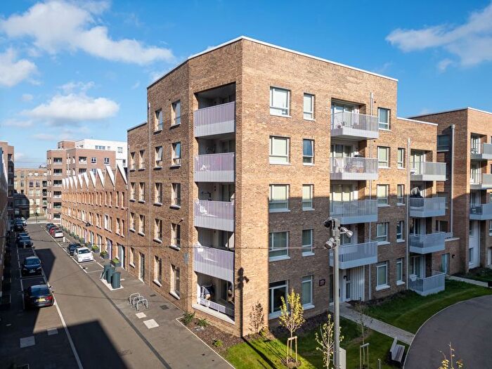 1 Bedroom Flat To Rent In Lockwood Apartments, Frogley Park, Barking, IG11