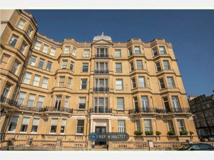 2 Bedroom Flat To Rent In Grand Avenue Mansions, Hove, BN3