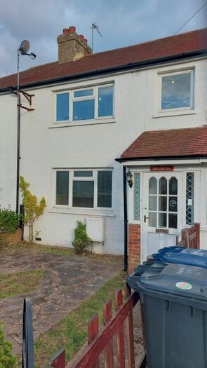 3 Bedroom Terraced House To Rent In Eastcote Lane, Northolt, UB5