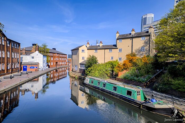 2 Bedroom Semi-Detached House To Rent In Kingston Row, Brindley Place, Birmingham, B1