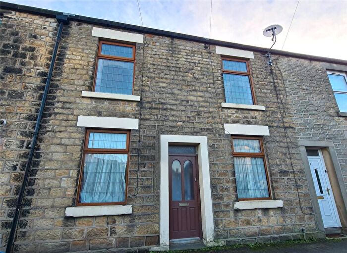 2 Bedroom Terraced House For Sale In Church Street, Hadfield, Glossop, Derbyshire, SK13
