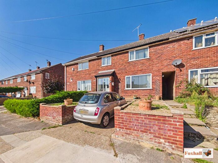 3 Bedroom Terraced House For Sale In Sandpiper Road, Ipswich, IP2