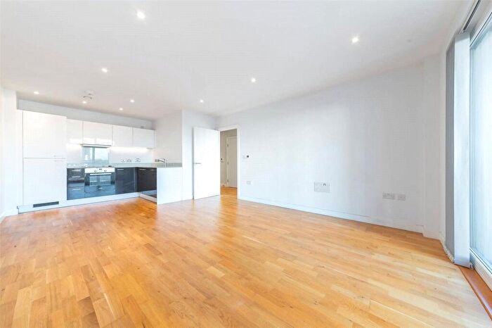 1 Bedroom Apartment For Sale In Station House, Carriage Way, London, SE8