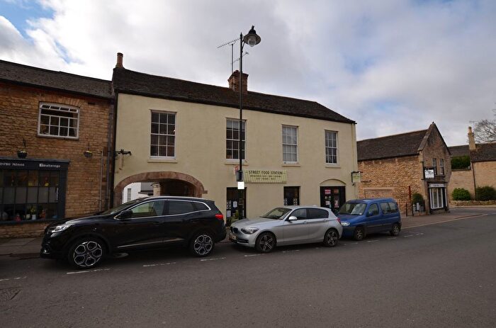 1 Bedroom Flat To Rent In Castle Street, Stamford, PE9