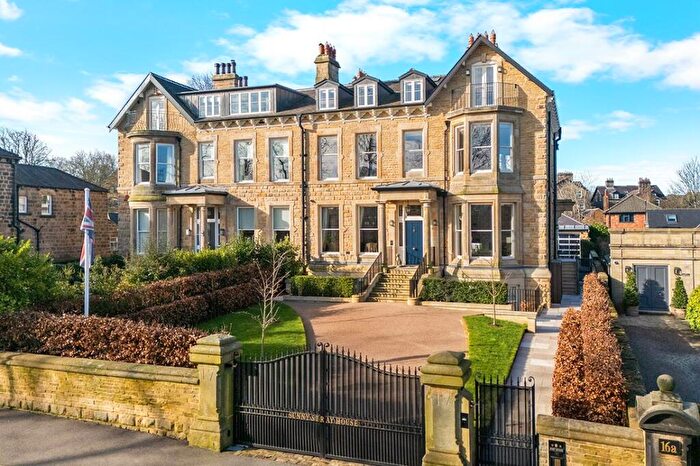 3 Bedroom Apartment To Rent In Beech Grove, Harrogate, HG2