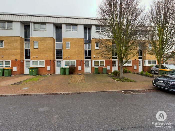 4 Bedroom Terraced House To Rent In Elderberry Way, London E6