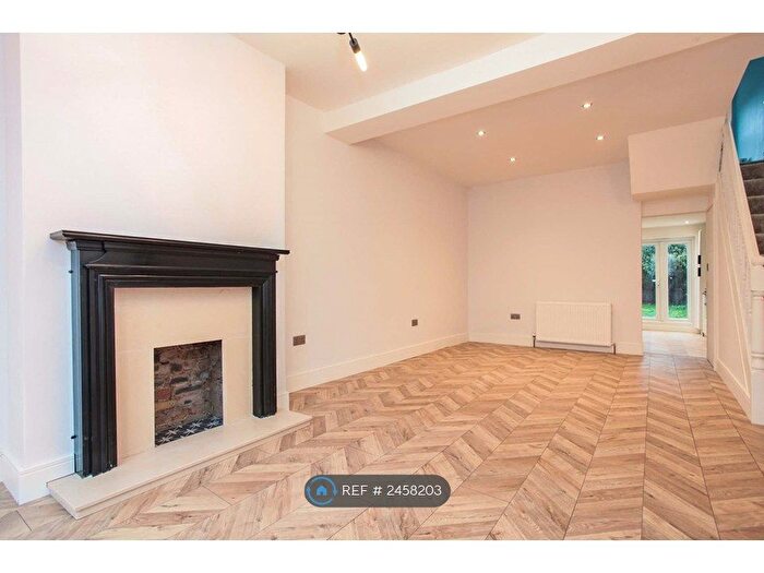 3 Bedroom Terraced House To Rent In Upperton Road West, London, E13