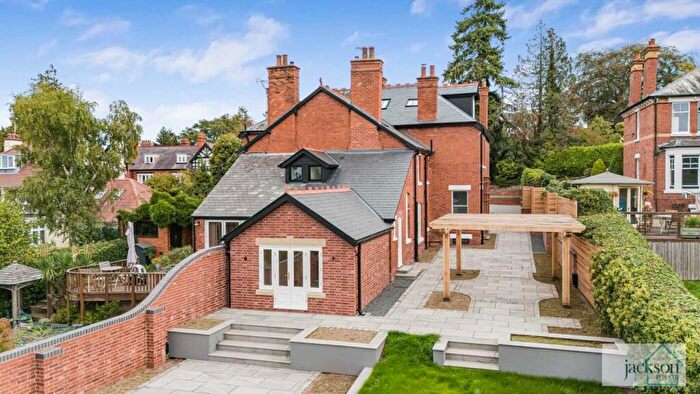 5 Bedroom Semi Detached House For Sale In Hafod Road, Hereford, Herefordshire, HR1