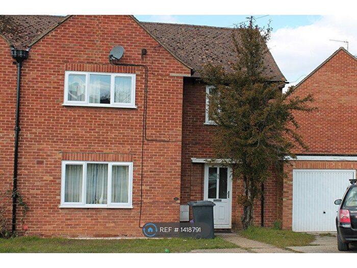 4 Bedroom Semi Detached House To Rent In Park Barn Drive, Guildford, GU2