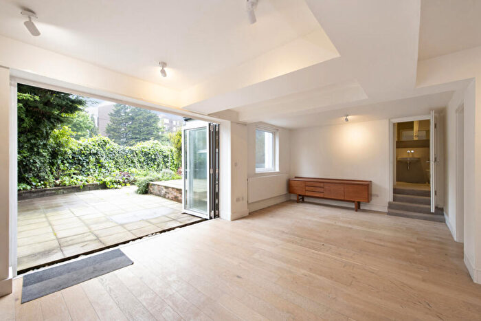 5 Bedroom Terraced House To Rent In Oval Road, Camden, NW1