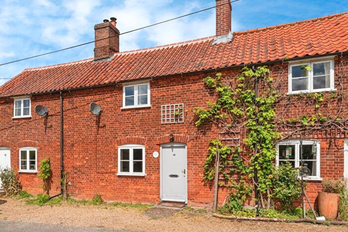 2 Bedroom Character Property For Sale In The Street, Tattersett, King's Lynn, PE31